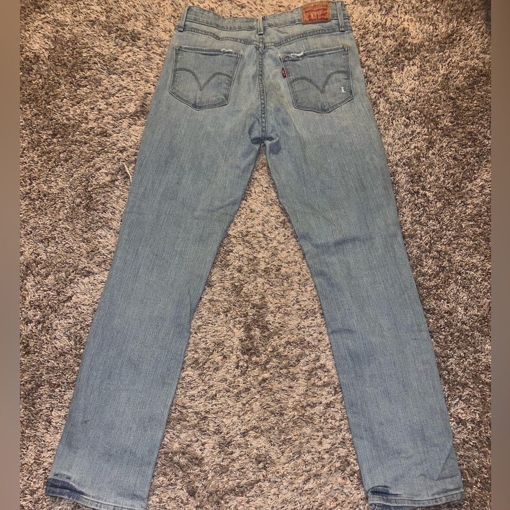 Levi Mid Rise Skinny Distressed Jeans